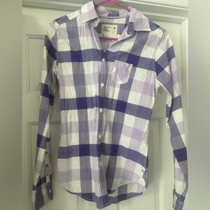 AE size 4 super cute spring button up top
